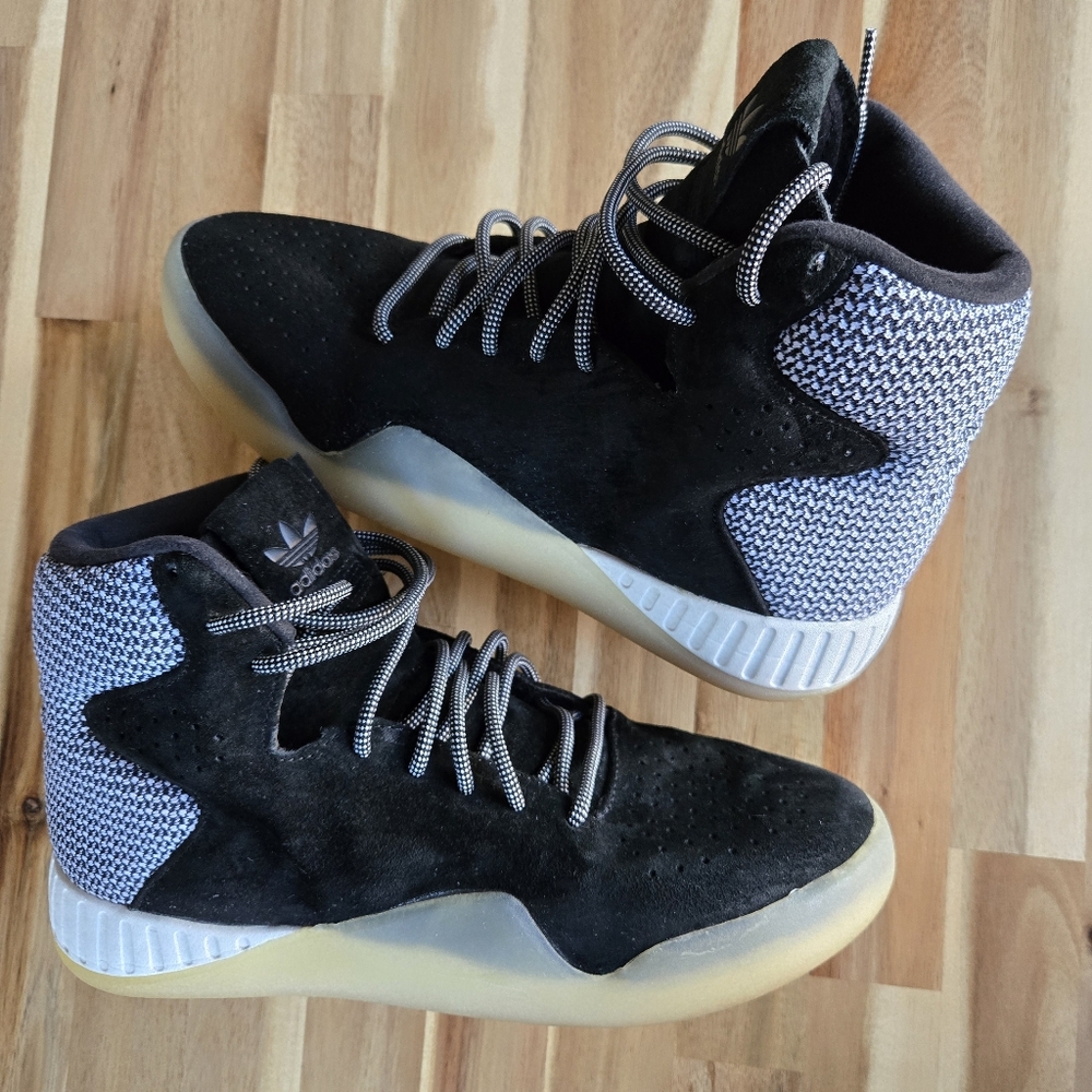 Adidas Men's Tubular Instinct Core Black Off White Suede Sneakers Size 6.5